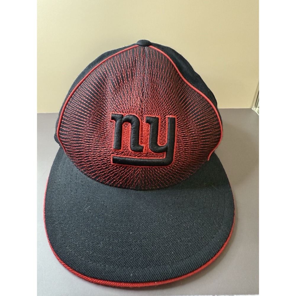Reebok New York Giants Flat Brim Fitted Hat - Size 7 1/2